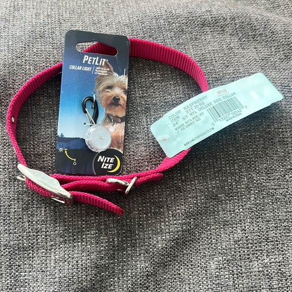 HAMILTON Single-Thick Nylon Deluxe Dog Collar AND PetLit Light 20" x 3/4" Pink - Picture 5 of 6